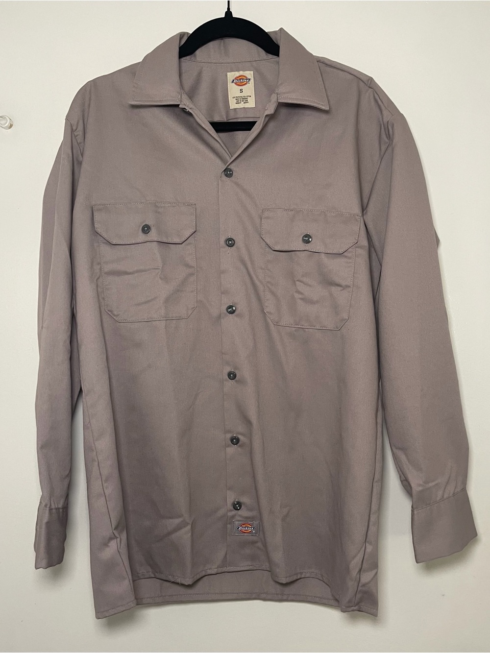 Dickies Men’s Button-Front Long Sleeve Shirt — Taupe